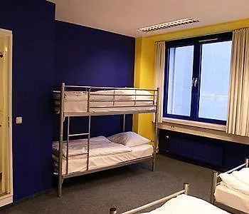 Hostel Louise Bruxelas 2*,  Bélgica