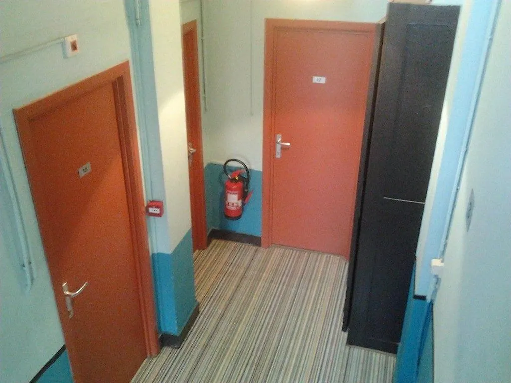 Hostel Louise Ixelles